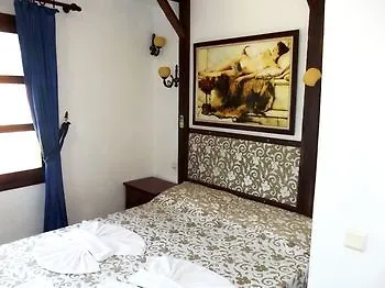 Knidos Butik מלון